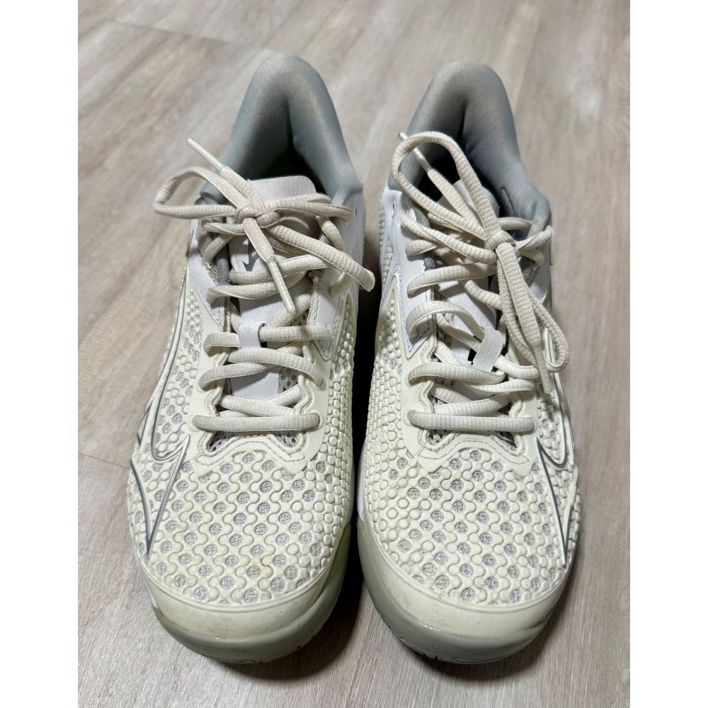 Mizuno Wave Exceed Tour 5 Women 7.5 White Silver Good Athletic Tennis Shoes